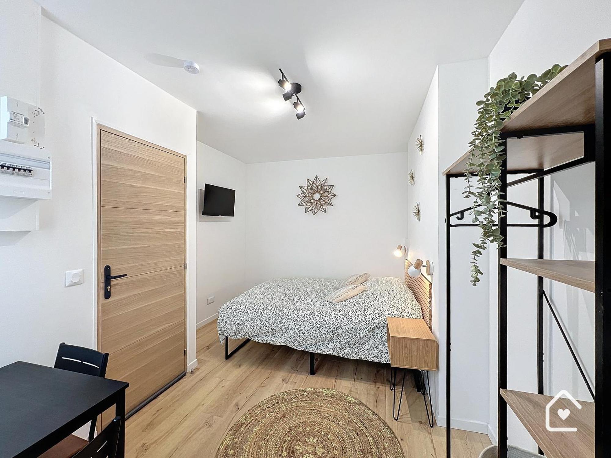 Studios - 1 Min Gare Chatellerault - Entree Autonome - Exteriör bild
