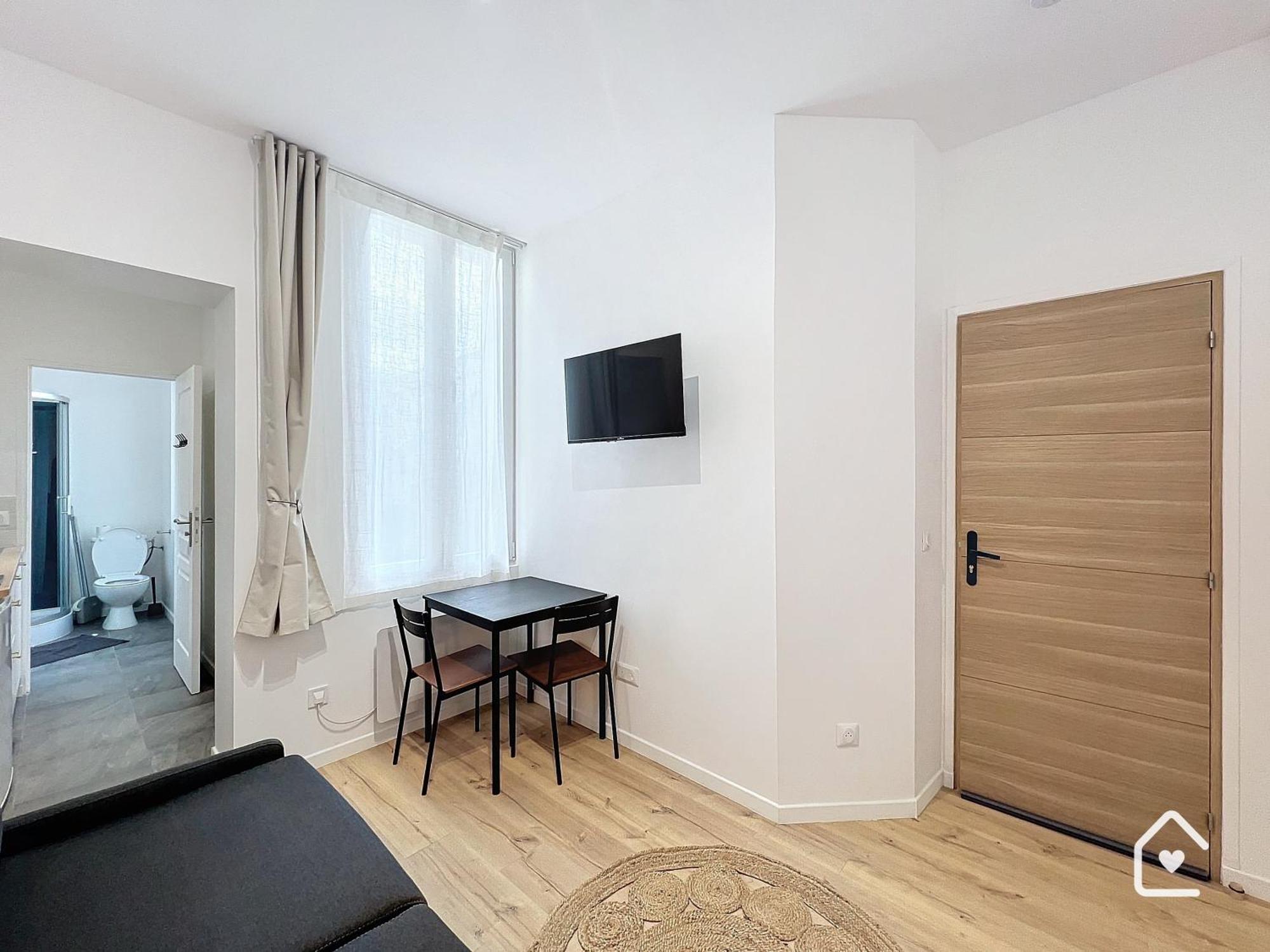 Studios - 1 Min Gare Chatellerault - Entree Autonome - Exteriör bild